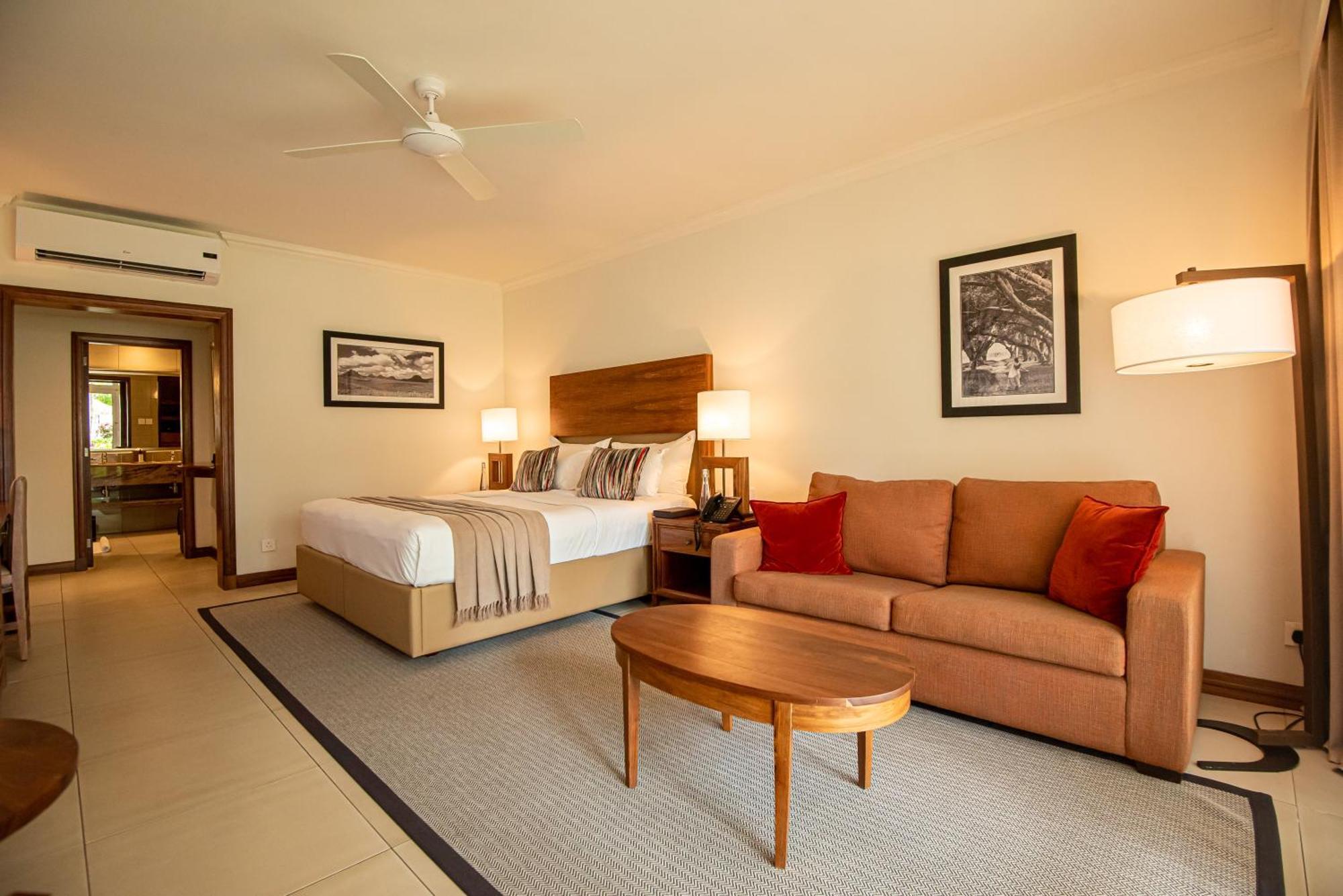 Flic-en-Flacq Sands Suites Resort & Spa מראה חיצוני תמונה